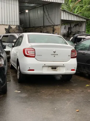 SUCATA: Renault Logan 1.6 - Completo! 