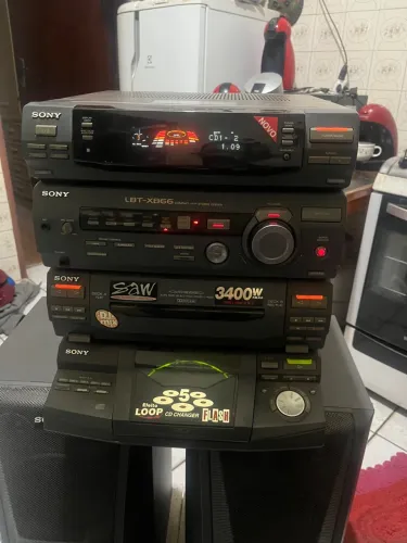 Aparelho de som Sony antigo potente