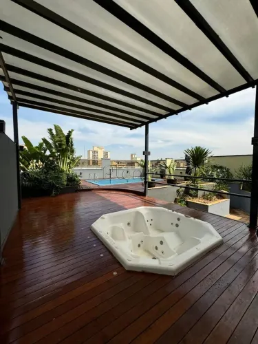 Cobertura à venda em Campinas, Cambuí, com 5 suítes, com 650 m², Condomínio Edifício Maris