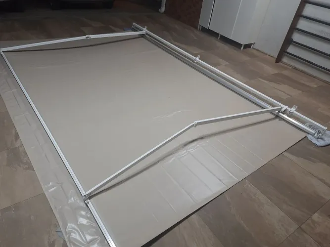 Toldo articulado - 3,9x2,5m lona nova.
