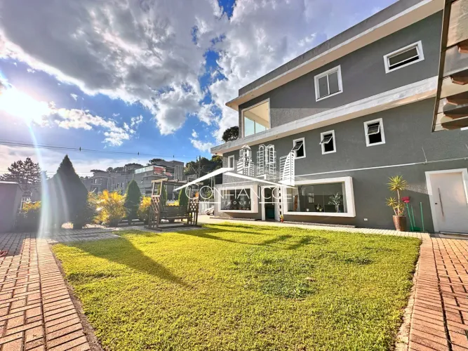 Casa com 3 quartos para alugar em Santa Felicidade, Curitiba - PR | Confiancce imóveis