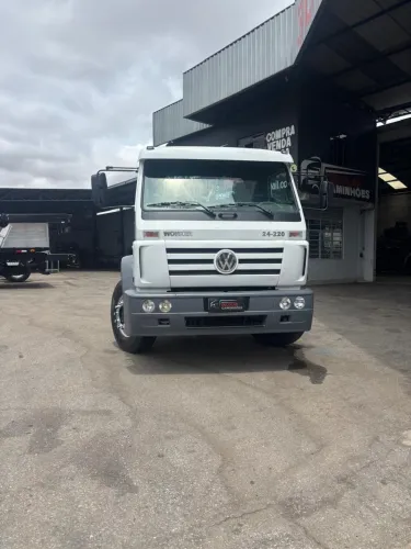 Vw24.220 no chassi 