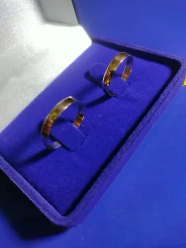 Alianças par Casal Casamento Ouro 18 Kilates 3 Gramas 3 mm Maciça