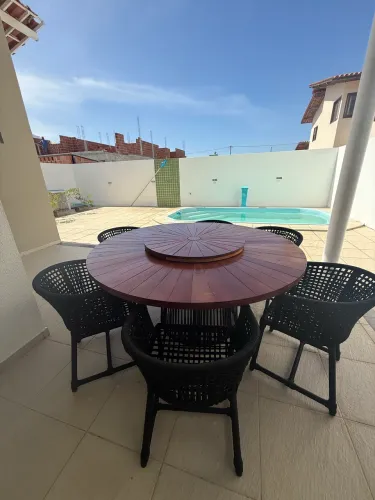 Mesa de 6 cadeiras com tampo giratório pra cima, corda náutica 