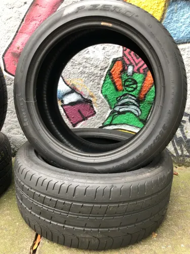 Pneus 255/45/19 Pirelli os 2 por 800$ seminovos originais