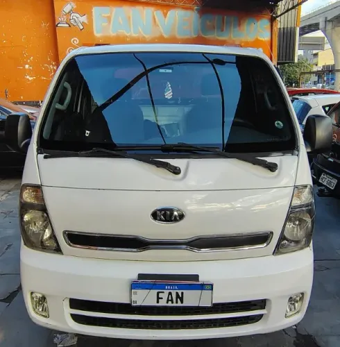 Kia Motors Bongo K-2500 2.5 4X2 TB Diesel 2014