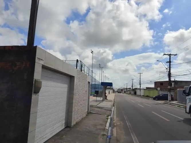 Vendo lote na principal do Village 