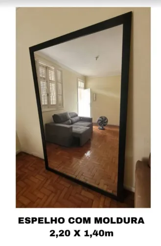 Espelho com alta definição....De salão, vendendo por motivo de mudança.
