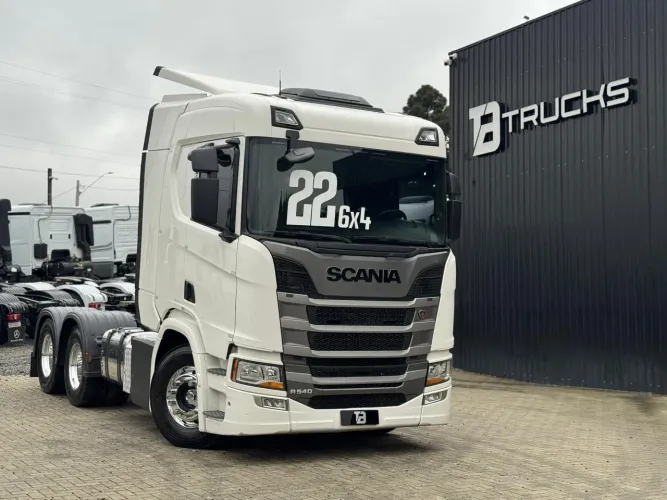 SCANIA R-540 6x4 C/ Retarder