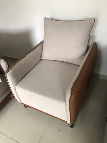 Poltrona Confortável e Elegante