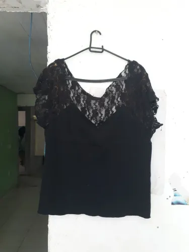 Blusas tam MG 10$