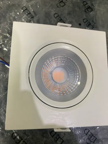 Spot Led Downlight quadrada 12x12cm Embutir Par20 Brilia bivolt luz morna 2700K 7W 50/60Hz