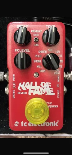 Pedal de Reverb TC Electronic Hall of Fame