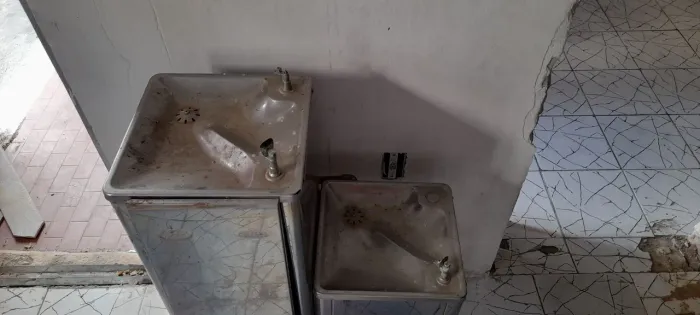 Bebedouro de aço inoxidável