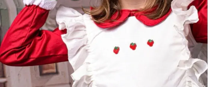 Vestido tema moranguinho