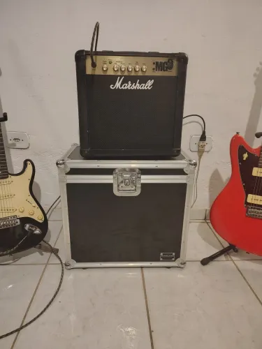 Amplificador Marshall MG15 sem case