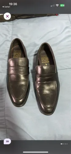 Sapatos Reserva em Couro - Elegância e Conforto