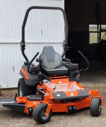 Cortador de Grama Husqvarna Giro Zero