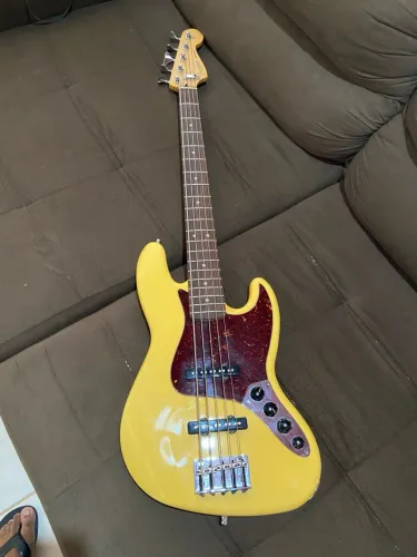 Baixo Fender Jazz Bass