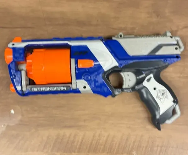 Nerf StrongArm