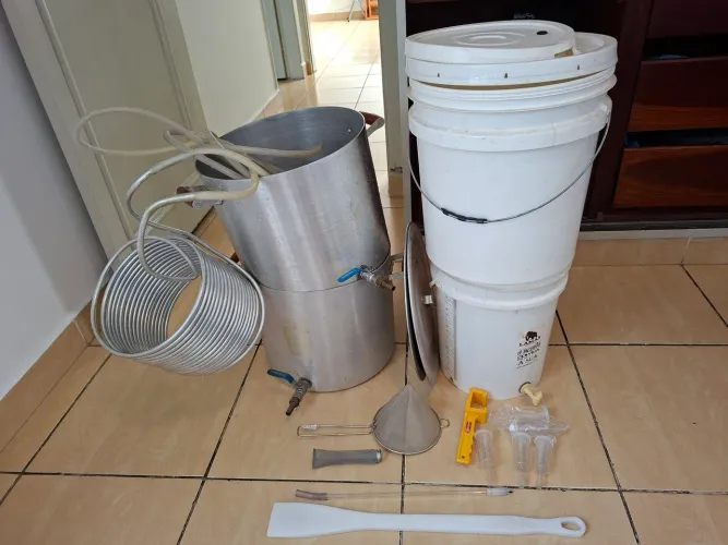 Kit cervejeiro ( fabricação de cerveja artesanal)