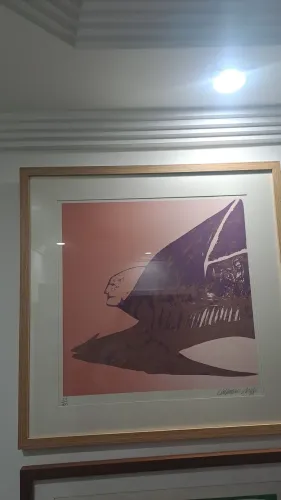 Obra produzida por Calasans Neto. Serigrafia/gravura assinada original.