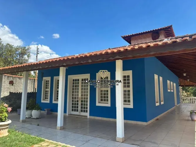 Chácara com 3 dormitórios à venda, 2652 m² por R$ 1.300.000,00 - Condomínio Chácaras Flóri