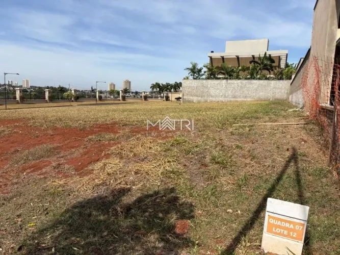 Venda de Terreno / Condomínio na cidade de Araraquara