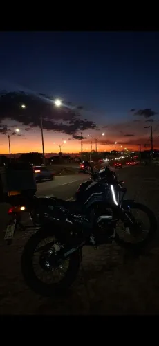 Vende-se SHI 250 EFI ou troco em carro