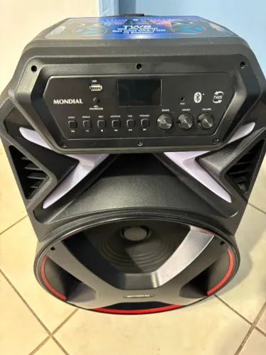 Caixa Amplificada Connect Lights Plus Cm-700 Mondial Cor Preto