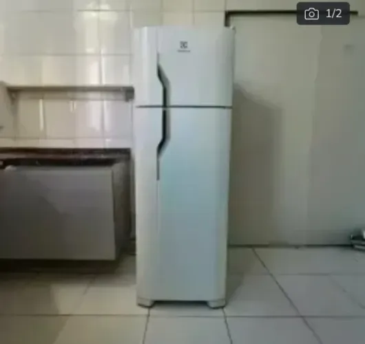 Geladeira Electrolux Cycle Defrost 260 litros 127 volts Conservada Garantia