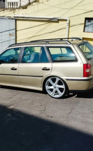 Rodas 18 Vulcano multifuros de 4