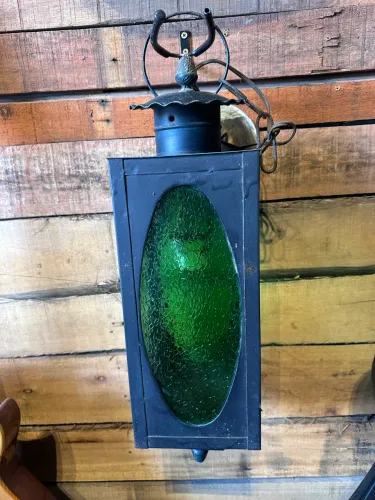 luminária de parede antiga ou de estilo vintage