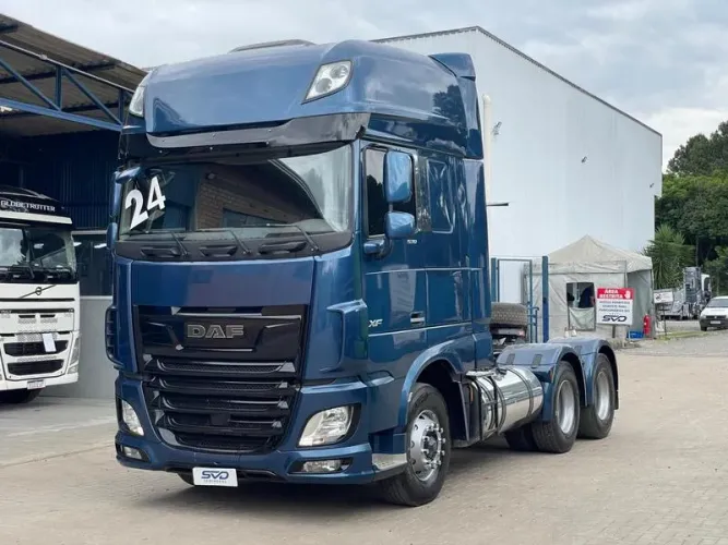 DAF XF 530 6X4 2024 - 285 MIL KM - PARALAMAS PERS. + DETALHES EM BLACK PIANO