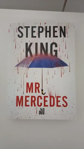 Livro MR Mercedes 