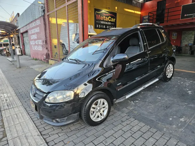 Volkswagen Fox Plus 1.0mi/ 1.0mi Total Flex 8V 4P 2010