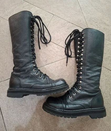 Coturno couro Vilela Shoes 38