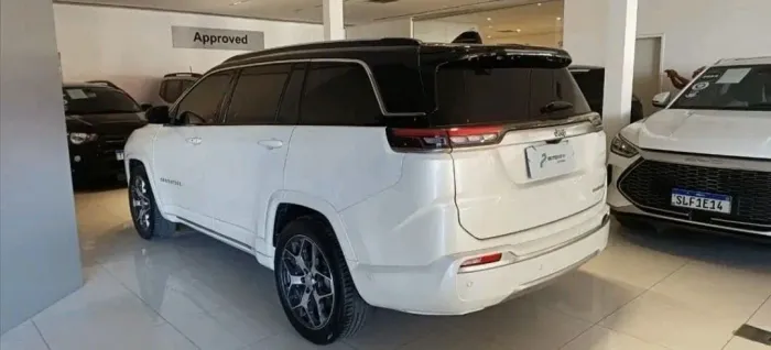 Jeep Commander Overland T270 1.3 TB Flex AUT 2022
