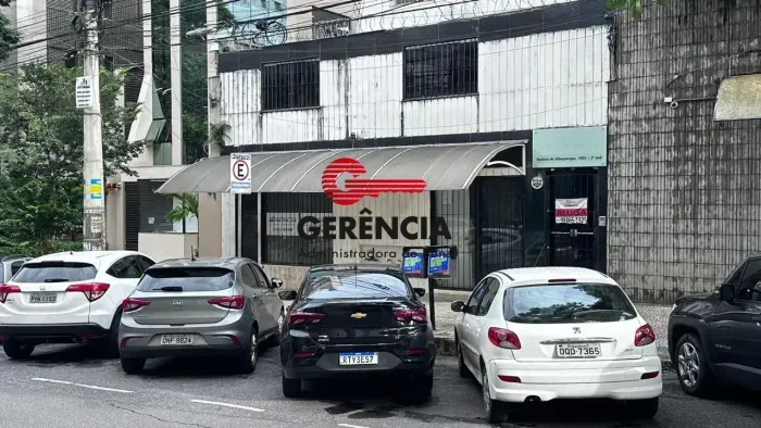 LOJA C/ 2 PAVIMENTOS E ÁREA TOTAL DE 240 M²