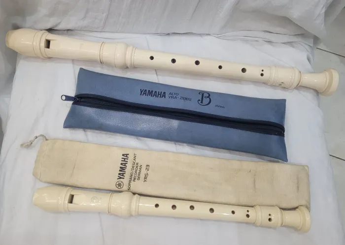 Flauta doce contralto + flauta doce soprano Yamaha