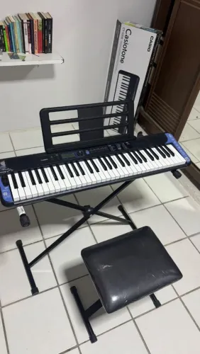 Teclado Casio CT-S300 + Suporte, Banco, Capa e Pedal Sustain