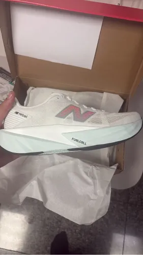 New balance Revel v5