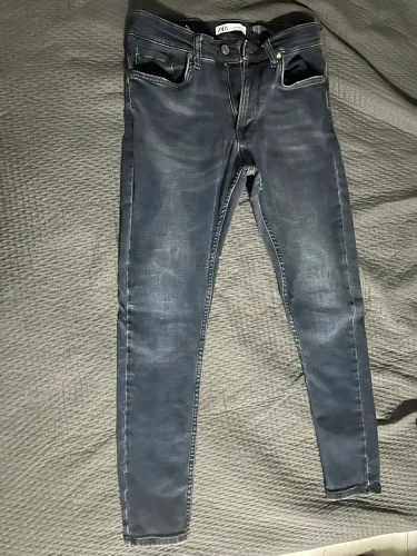 Calça zara tam 40 justa