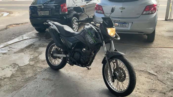 Vendo moto xtz 2015 150 cc