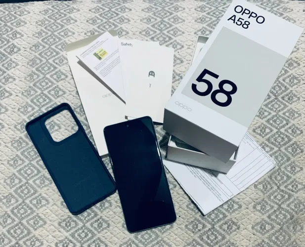Vendo celular OPPO A58 verde