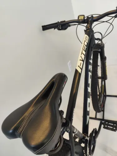 Bicicleta Aro 29 GTSM1 I-VTEC - 21 Marchas Shimano - Freio a Disco - Conservada