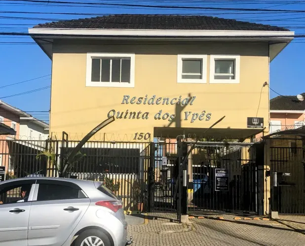 Lindo sobrado em condomínio fechado