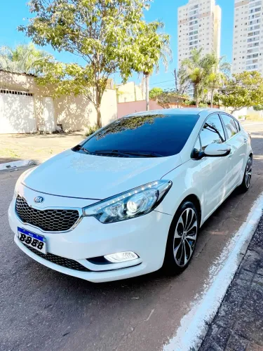 Kia Motors Cerato 1.6 16V Flex Aut. 2016