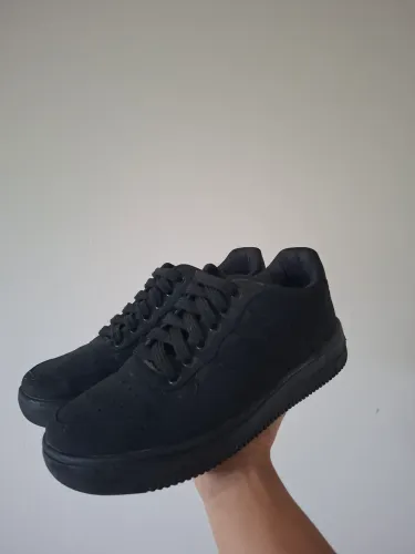 Tênis Preto