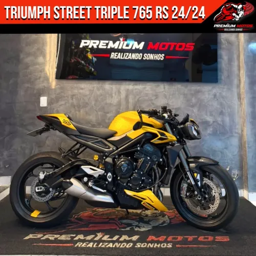 Street Triple 765 RS com 5.596KM